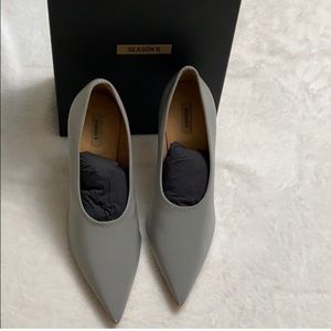 NWT Yeezy Reflective Pumps